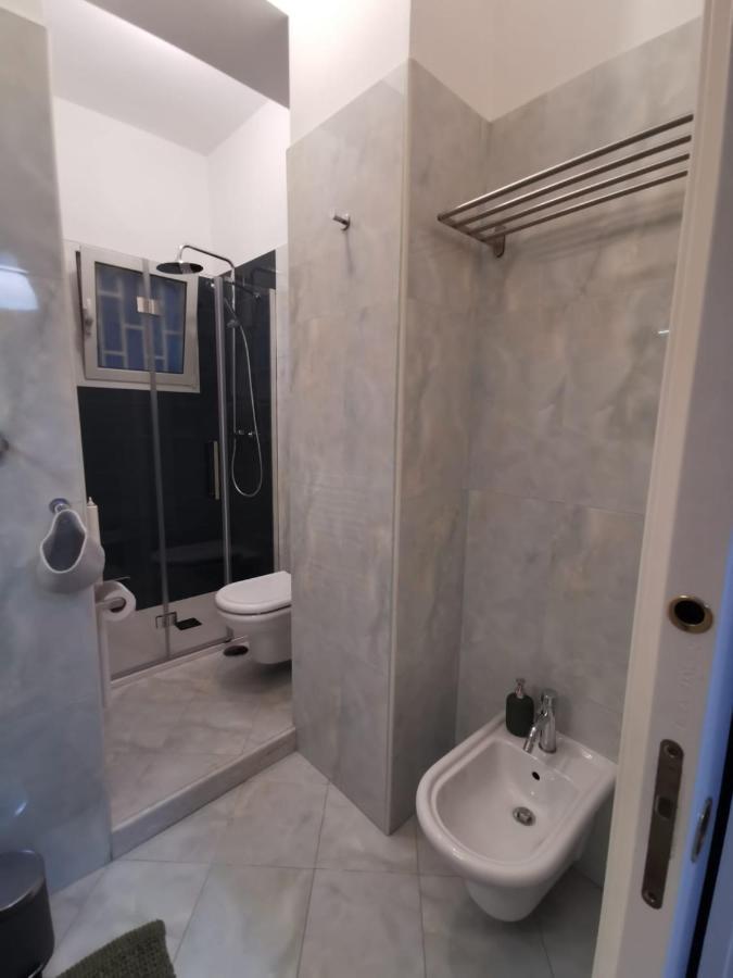Comfort Apartment And Terrace Nel Cuore Di Bari Extérieur photo